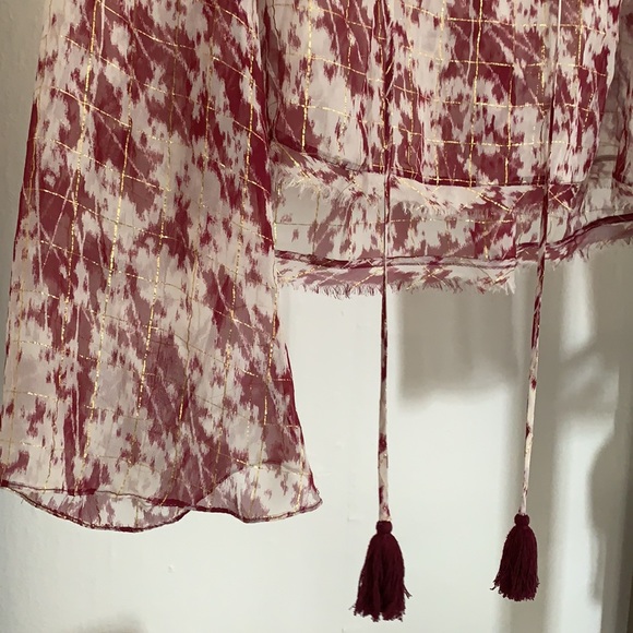 Elizabeth & James Patterned Blouse - Picture 3 of 5